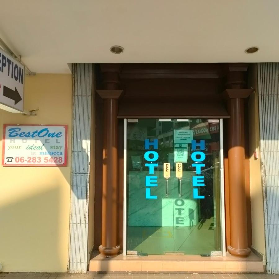 Best One Hotel Malacca Exterior photo